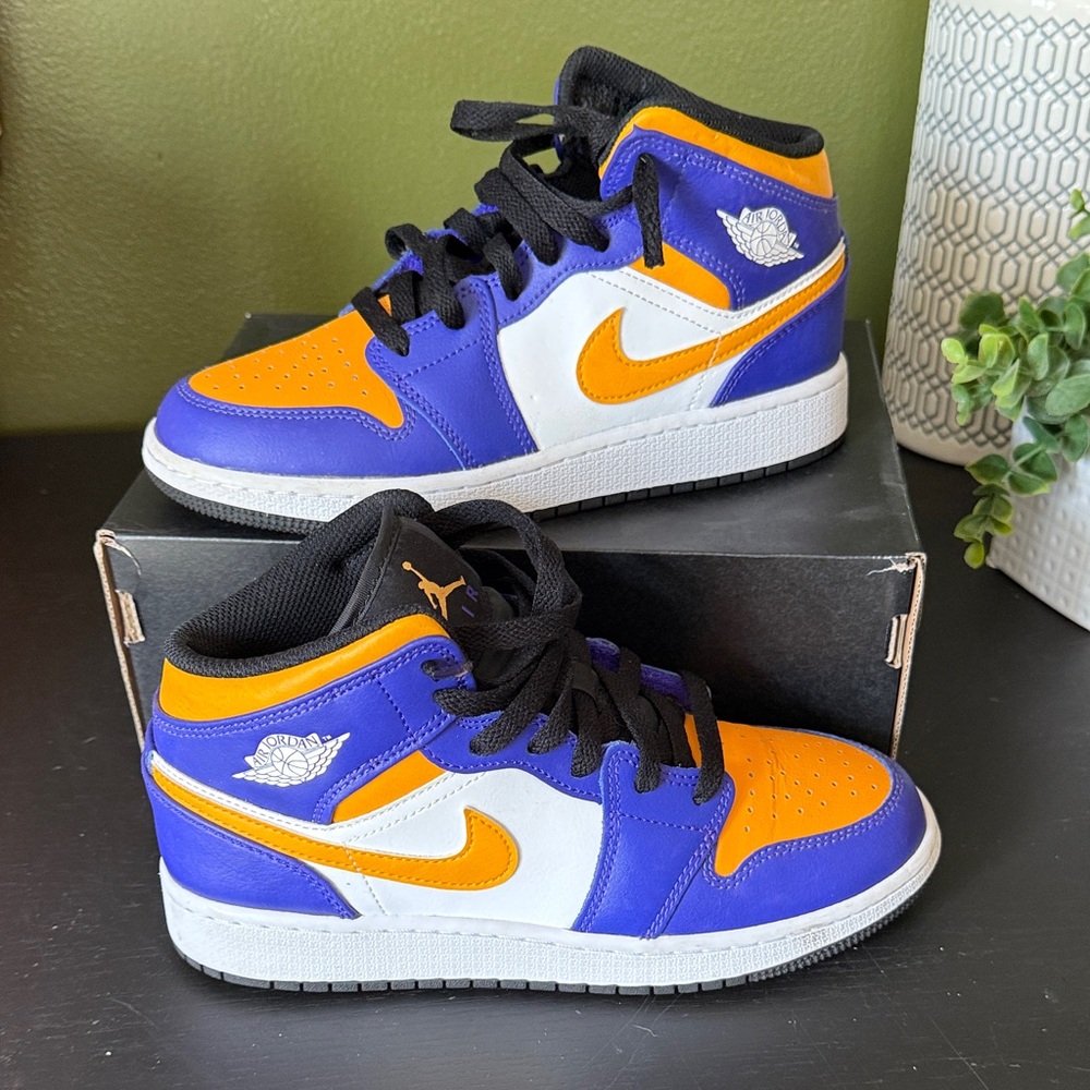 Air Jordan 1 Mid 4.5y GS